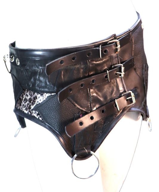 Strapsgürtel Schnallenoberteil