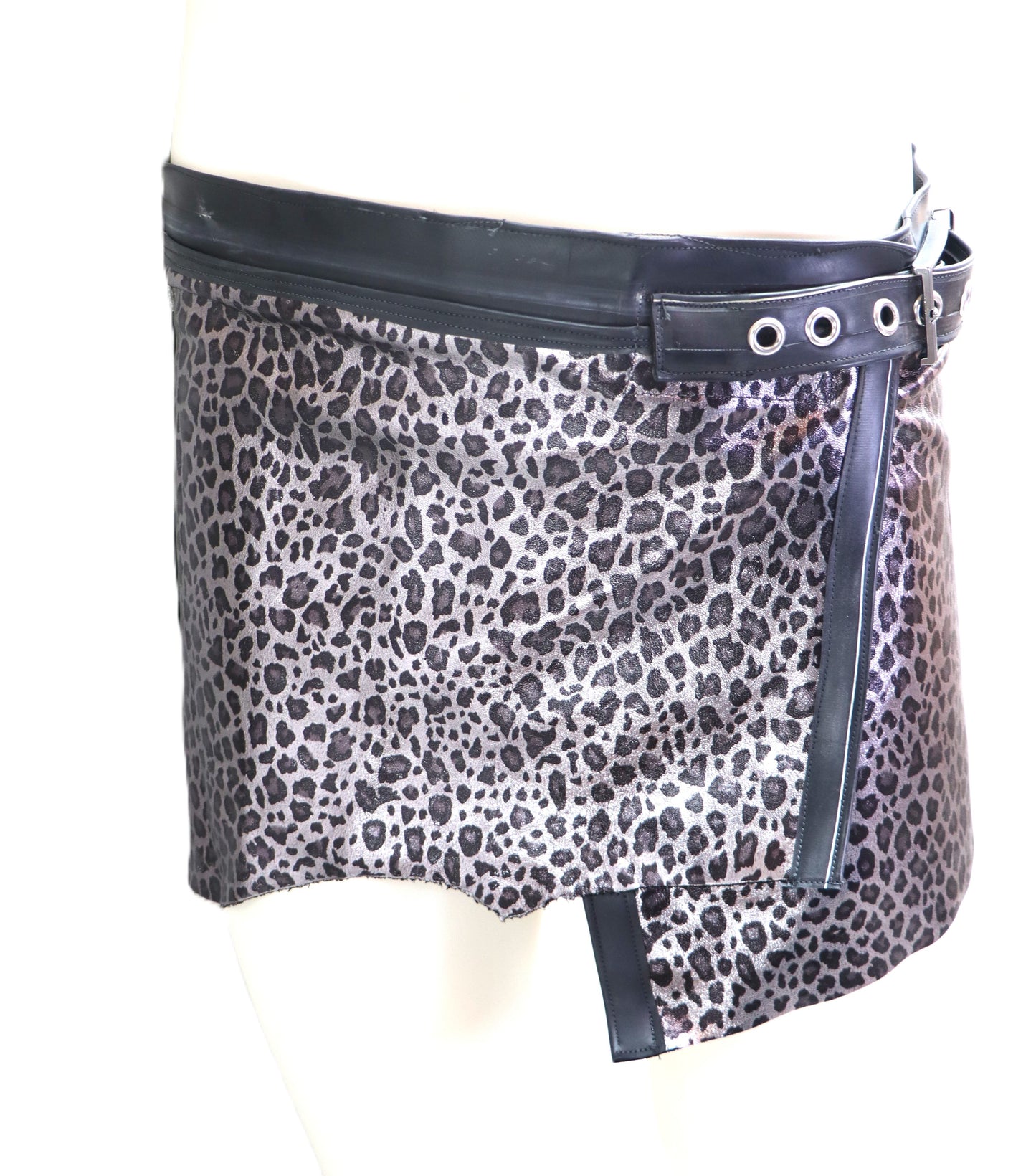 Lederrock mit Po Tasche kurz