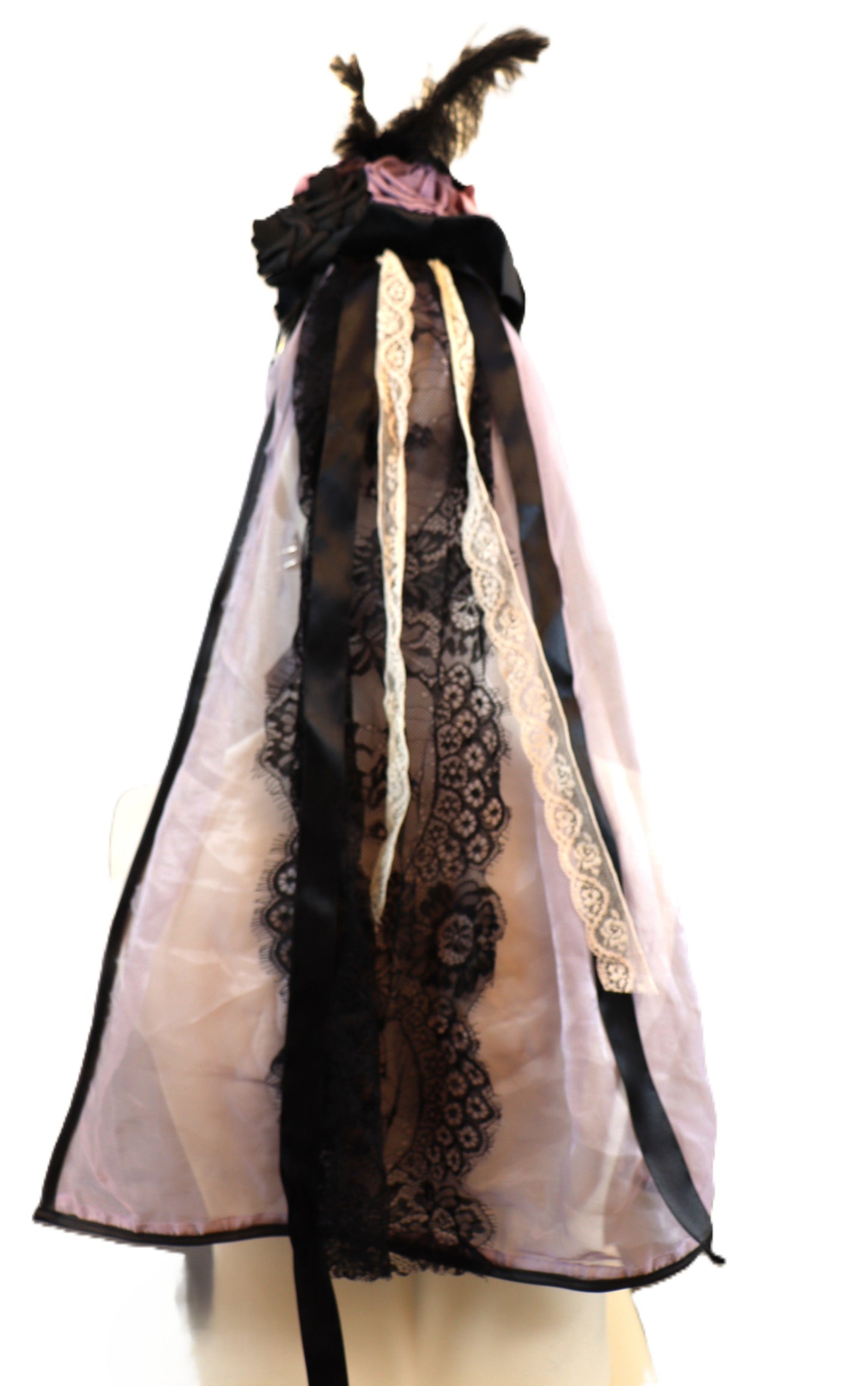 Kopfschmuck mit Schädel