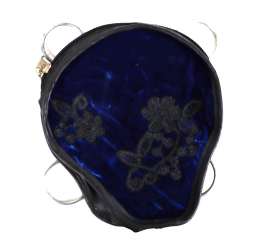 Tasche Form Totenkopf