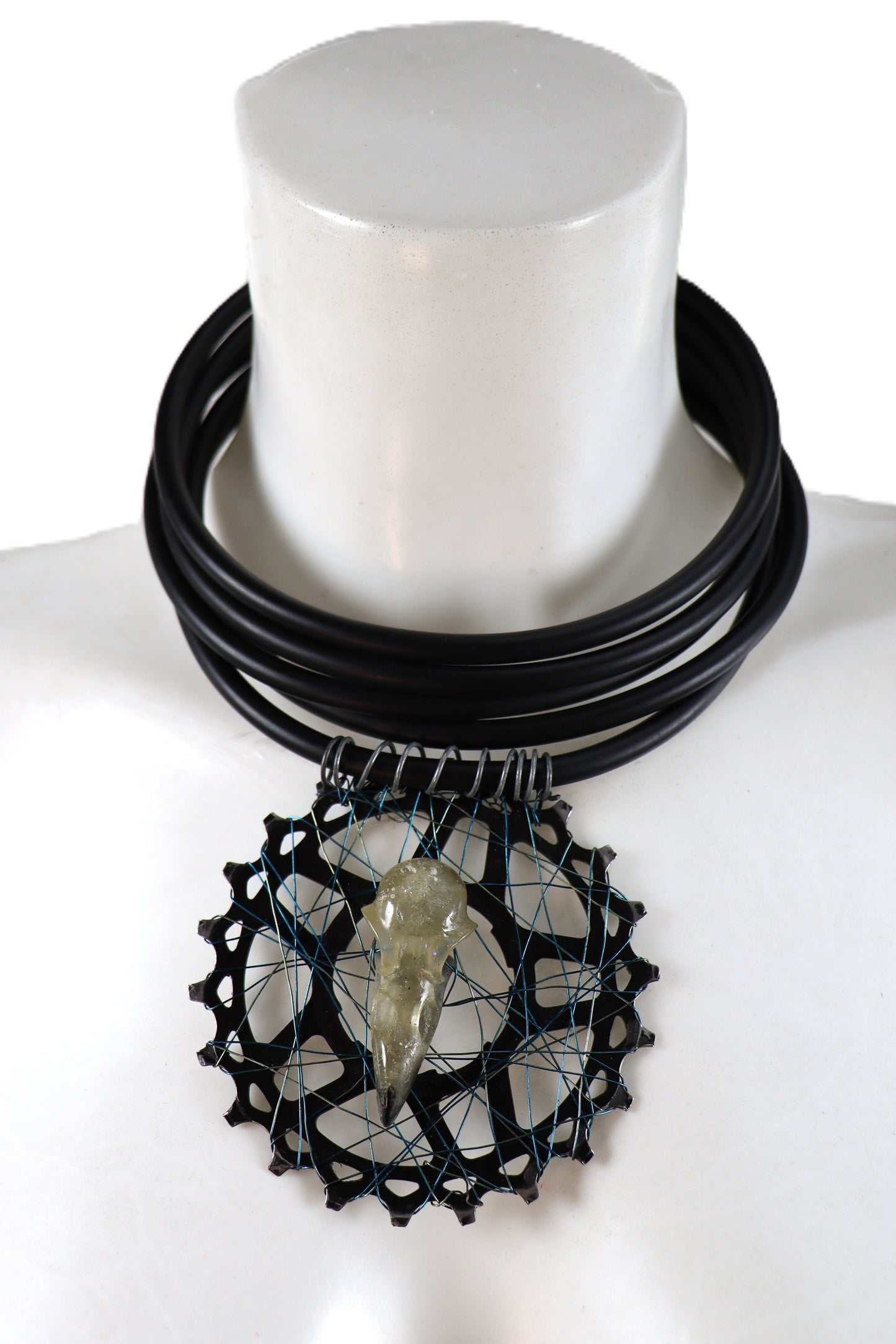 Halsschmuck mit Ritzel