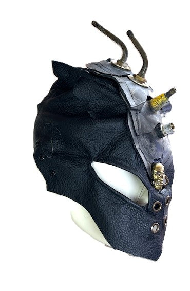 Maske mit LKW Ventilen