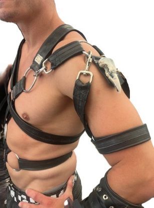 Gurt-Beispiel Oberarmharnes